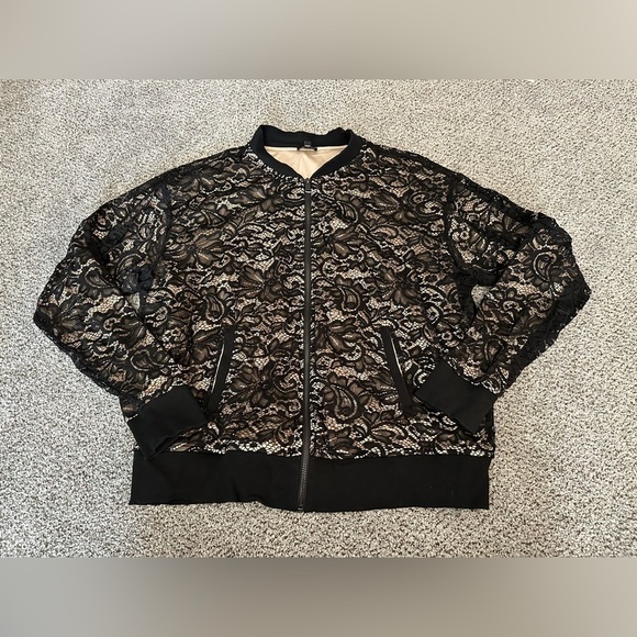 EXPRESS XL Black Lightweight Bomber Jacket Nude Satin Lining R $138 - Picture 3 of 10